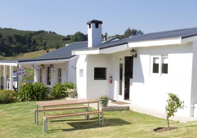 Paul Wallace Wines and Guest Cottages