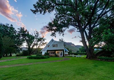 Woodcliffe Country House