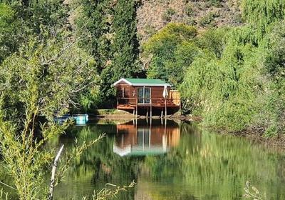 Old Mill Country Lodge, Working Ostrich Farm & Restaurant