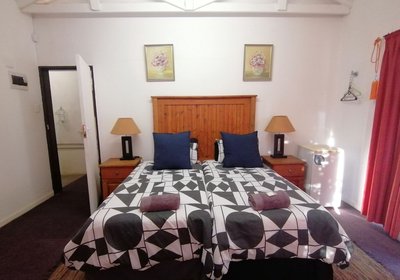 KleinParys queenroom