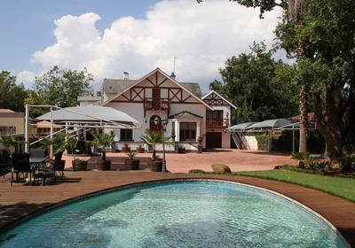 The Oak Potch Guesthouse