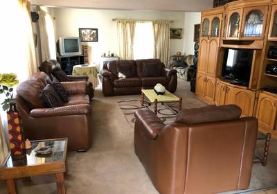 House  Cottage and Contractors Manor