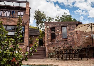 Jenny's Guest  House