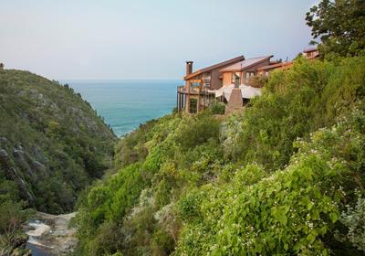 The Fernery Lodge & Chalets