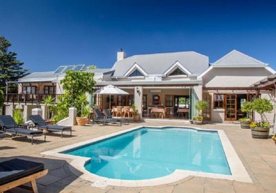 Summit Place Guest House 