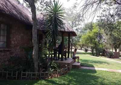 Kwamahla Lodge