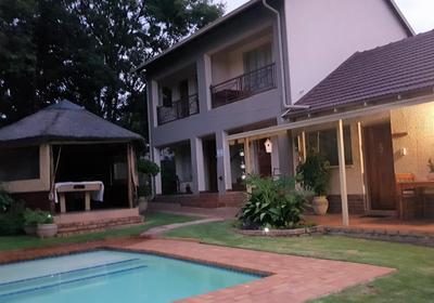 Aandbloem Guest House