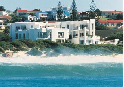 Diaz 15 House on the Bay