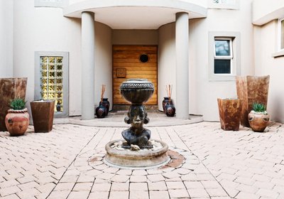 Glenda's Guest Suites