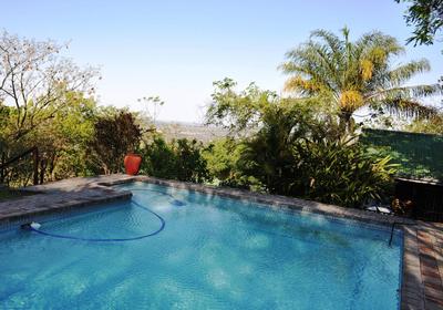 Viewpoint Lodge & Safari Tours