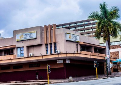 Coyotes Hotel & Conference Centre