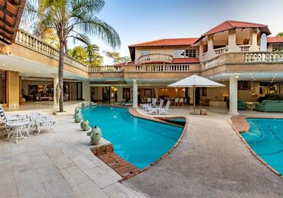 Christie's at 32 on Russell