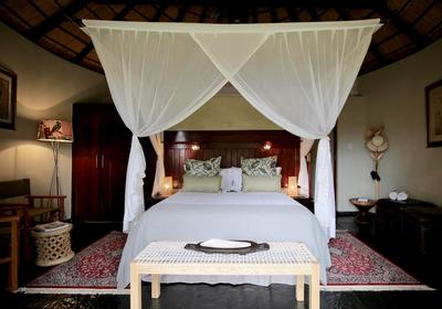 Ivory Wilderness River Rock Lodge