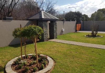 The Royal Prime Guest Lodge