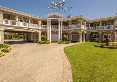 Grand Lux Boutique Manor