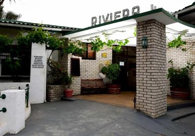 Riviera Hotel & Chalets