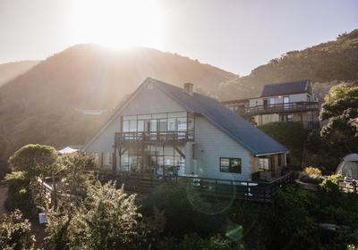 Wilderness Beach House Backpackers Lodge