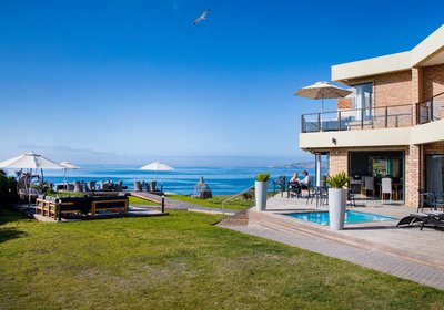 African Oceans Manor on the Beach