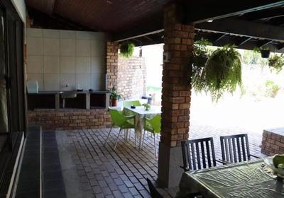 A Pousada Guesthouse