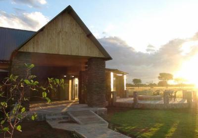 Africa Awaits Lodge & Safaris