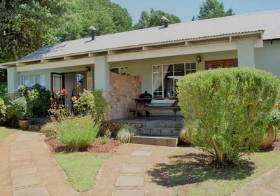 Artists Cottages at Le Quartier, Dullstroom