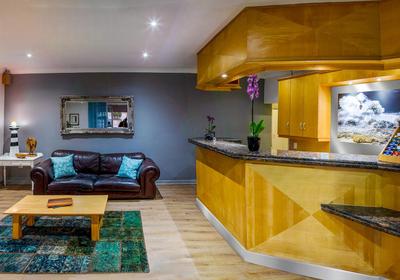 Bishops Lodge - Port Elizabeth