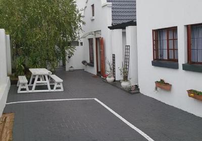 Hi-Flyerz Guesthouse