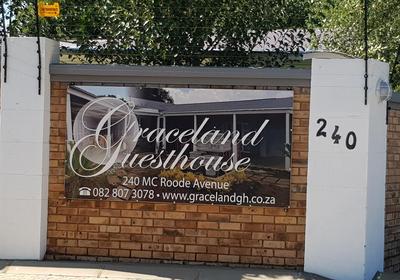 Graceland Guesthouse