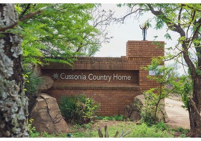 Cussonia Country Home