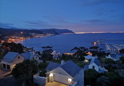 Albatross House Guest House