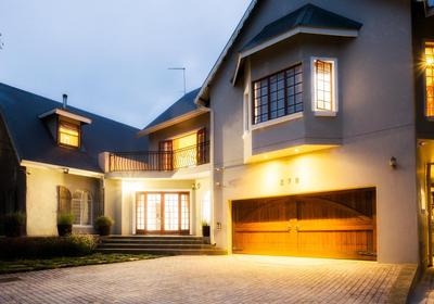 The Browns' Luxury Guest Suites