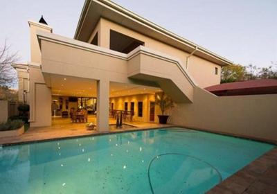 Lazy Lizard Guest House