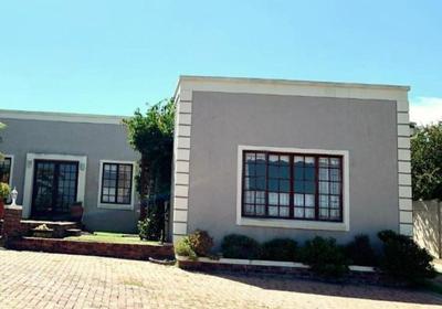 Green Pastures Guesthouse