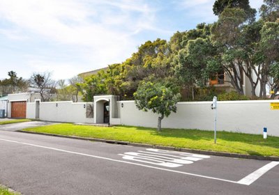 Thomson's Accommodation