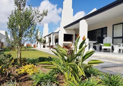 Three Feathers Cottages