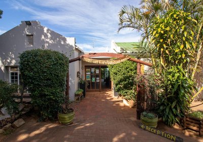 Woodlands Cottages & Camping