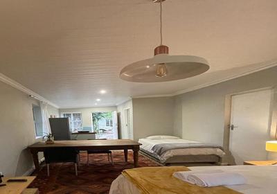 Sarah' Place - Studio 1