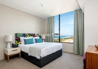 502 Fabulous 1 Bed Zimbali Suites Sea View