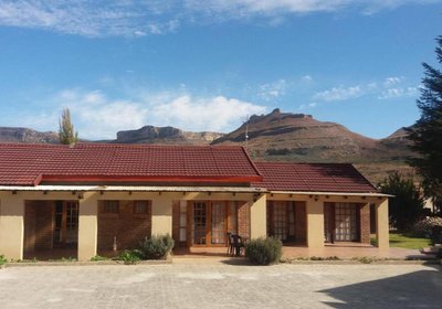 Lapaleholo Guest House