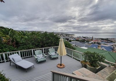 3 Colours Blue Guest House