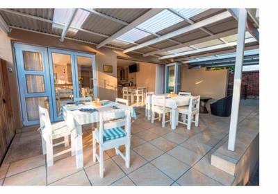 Retreat on Main Bed and Breakfast