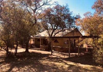 Adama Artistic Chalets & Teepees