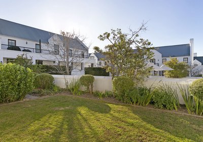 De Zalze Winelands Golf Lodges 18