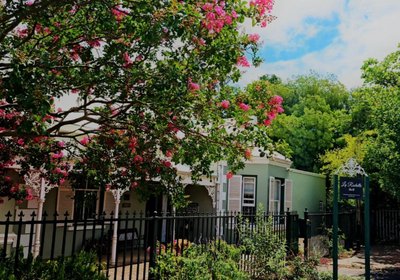 La Rochelle Guesthouse