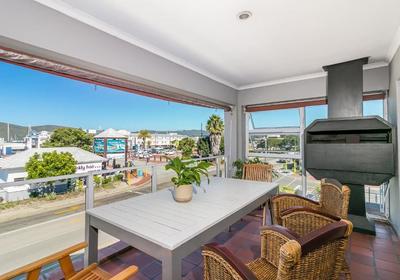 Waterfront Delight - GR1