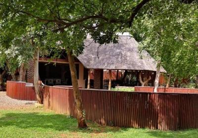 Boulders Safari Lodge