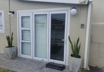 Ons Strandhuisie N5 in Pearly Beach