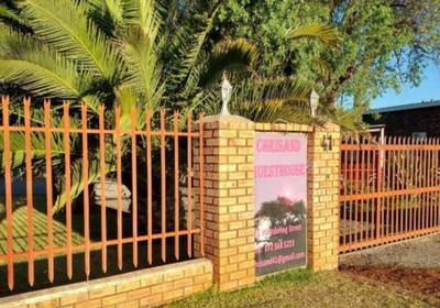 Chrisand Guesthouse