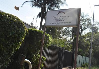 Real Vision Guest House