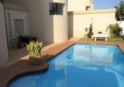 9 Aqua Surf Manaba Beach